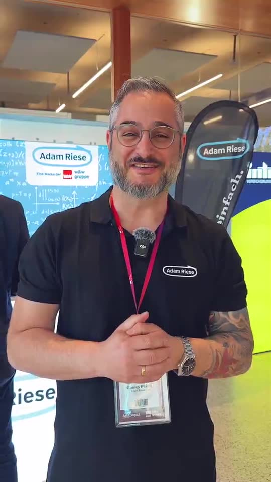 Reel-Dreh auf einer Messe für den Kunden Adam Riese, produziert von der Social Media Agentur Stuttgart Monkeyreels